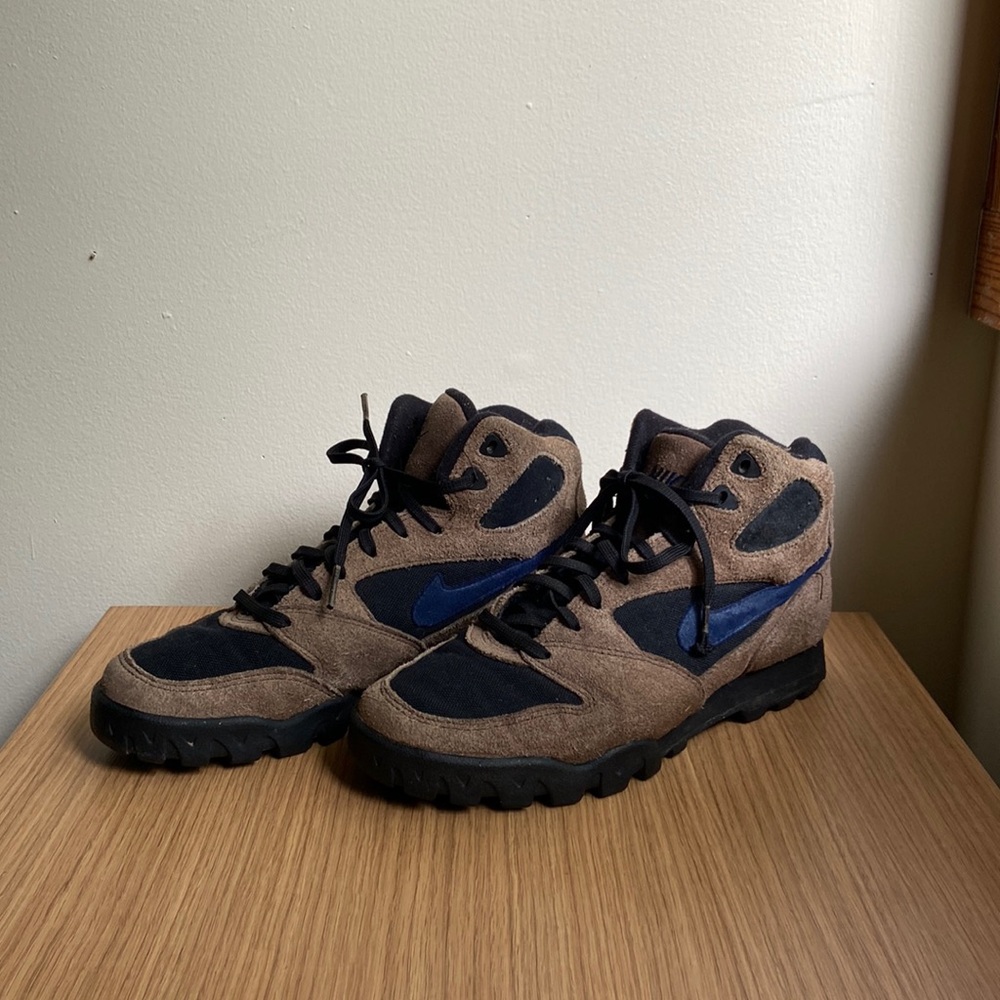 Vintage Nike Hiking Boots